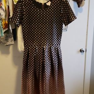 NWT large elegant Amelia